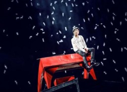 娱乐吃瓜群众华晨宇,娱乐界的“瓜王”传奇